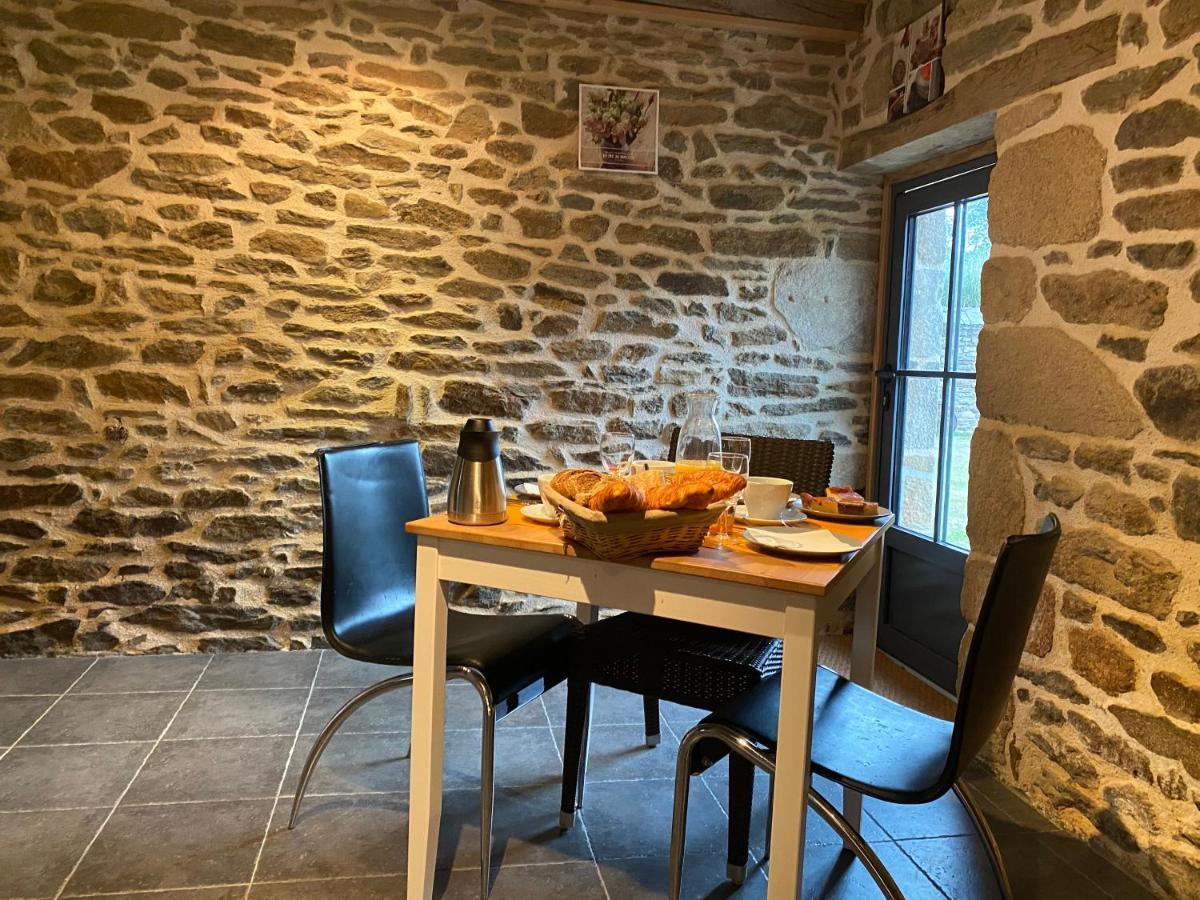 דינאן Maison D'Hotes & Gites Domaine De La Garaye מראה חיצוני תמונה