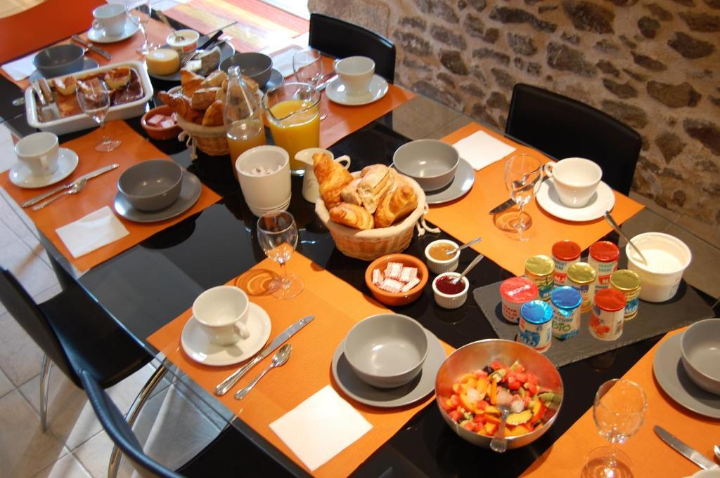 דינאן Maison D'Hotes & Gites Domaine De La Garaye מראה חיצוני תמונה